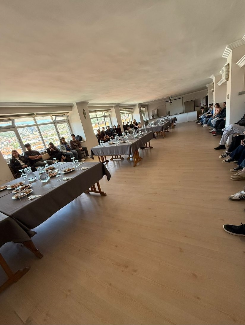  Muğla Meslek Yüksekokulu Turizm ve Otel İşletmeciliği Mezun-Öğrenci Buluşması